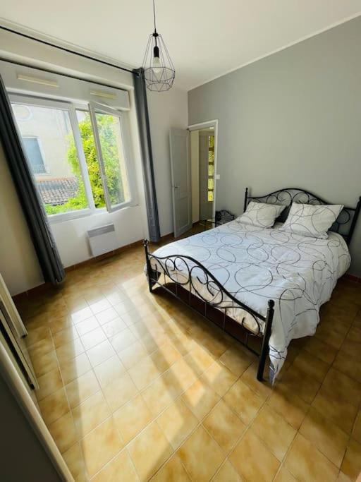 Chez Leo I - Appartement T2 Proche Tricastin Bollène Kültér fotó